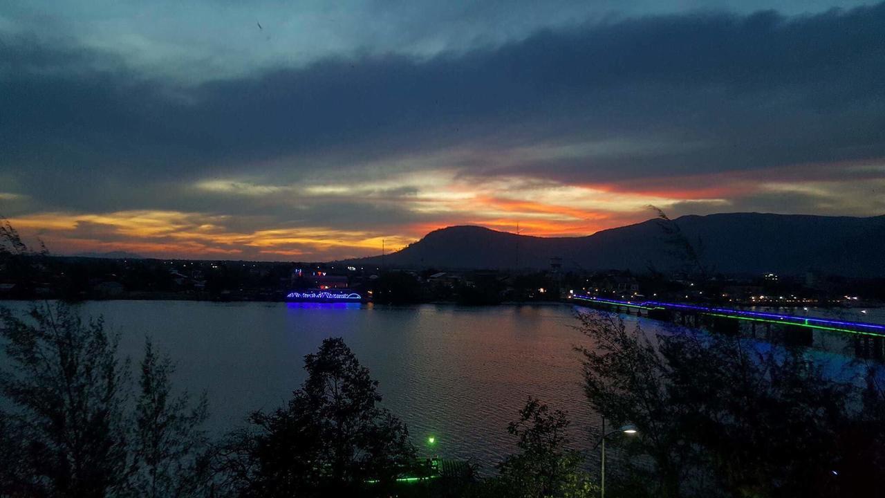Good Morning Kampot Otel Dış mekan fotoğraf