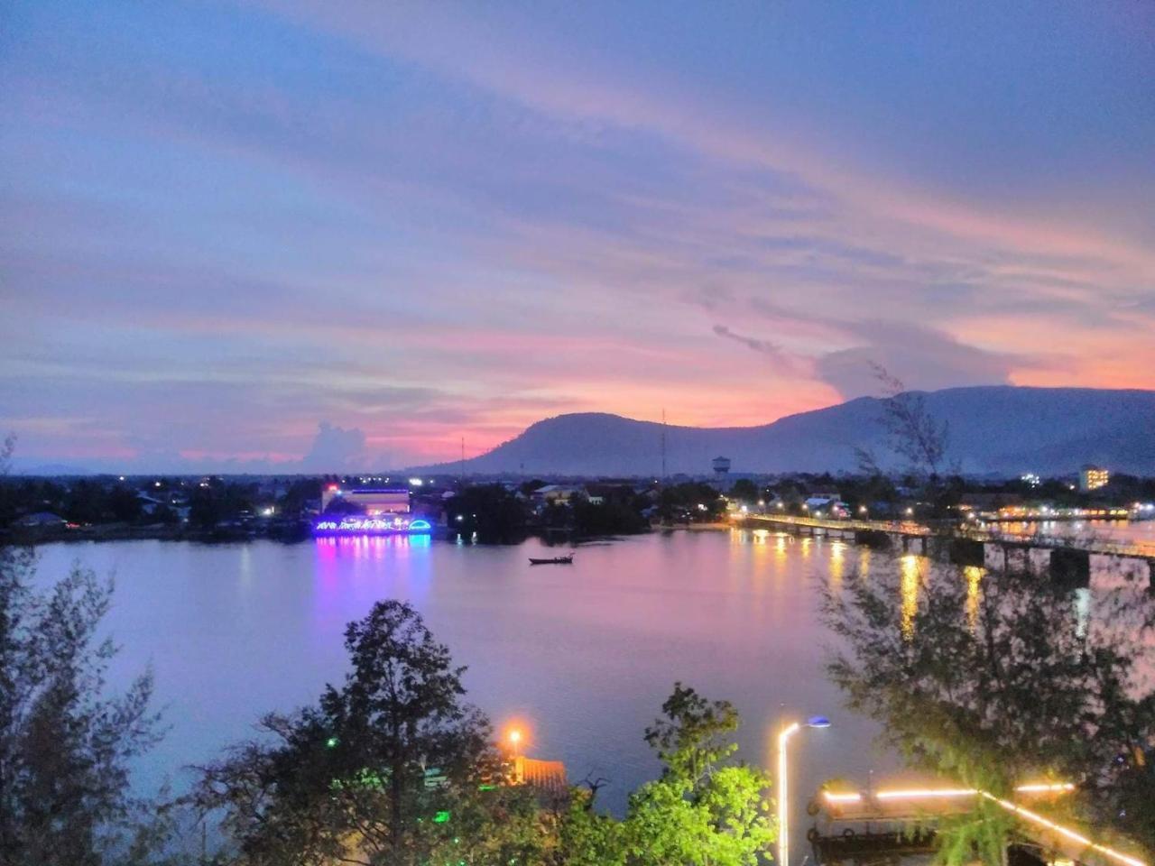 Good Morning Kampot Otel Dış mekan fotoğraf